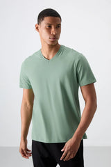 basic kisa kol standart kalip v yaka erkek t-shirt - 87912 - Justyol