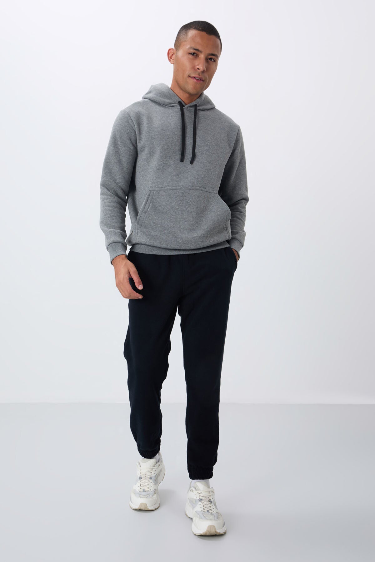pamuklu kalin içi tüylü yumuşak dokulu comfort fit nakişli erkek sweatshirt - 88419 - Justyol