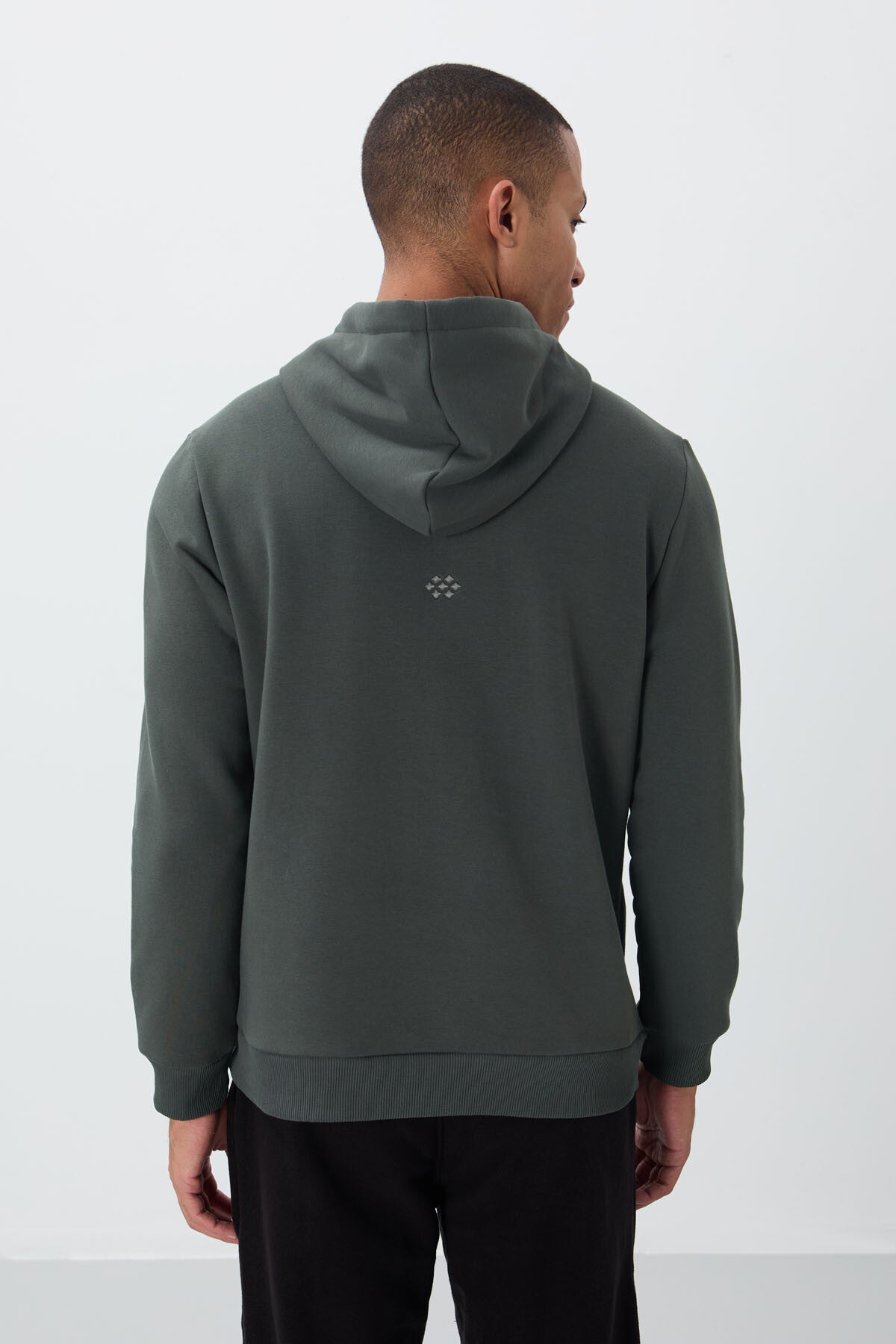 pamuklu kalin içi tüylü yumuşak dokulu comfort fit nakişli erkek sweatshirt - 88419 - Justyol