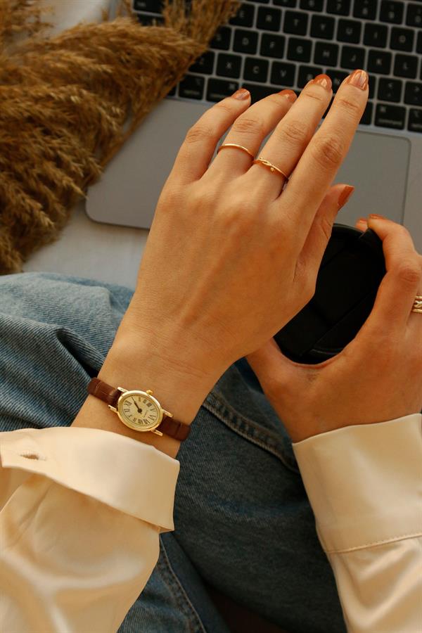 Justina Kahve Oval Deri Minimal Kol Saati