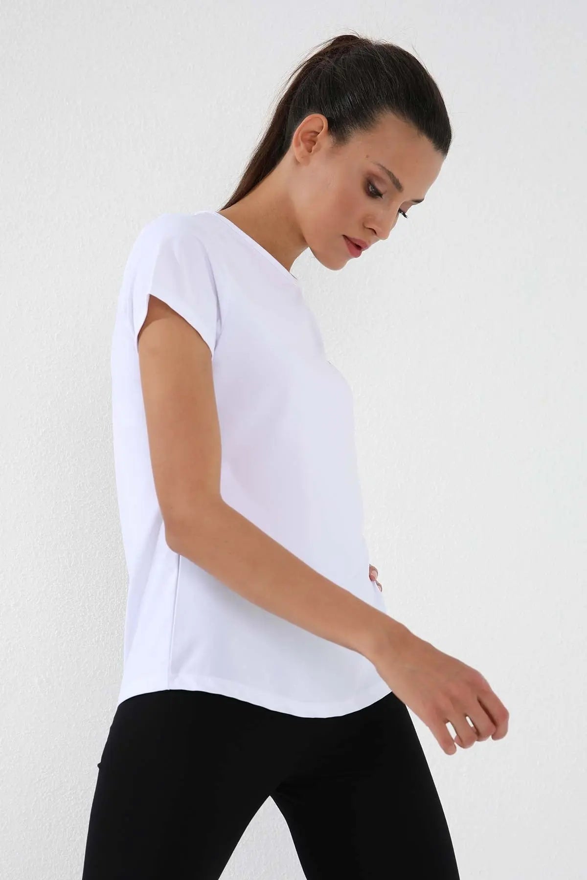 basic kisa kol standart kalip o yaka kadin t-shirt - 97144 - Justyol