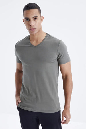 basic kisa kol standart kalip v yaka erkek t-shirt - 87912 - Justyol