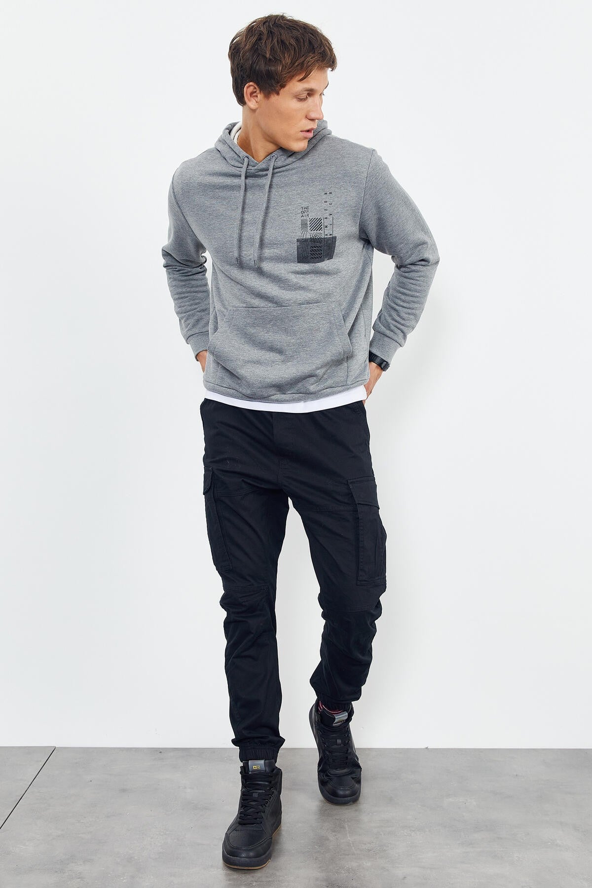 ön ve sirt baskili kapüşonlu rahat form erkek sweatshirt - 88017 - Justyol