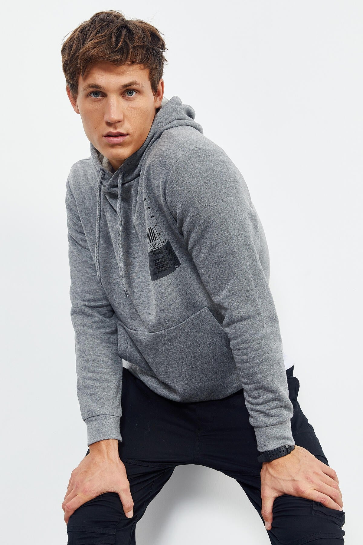 ön ve sirt baskili kapüşonlu rahat form erkek sweatshirt - 88017 - Justyol
