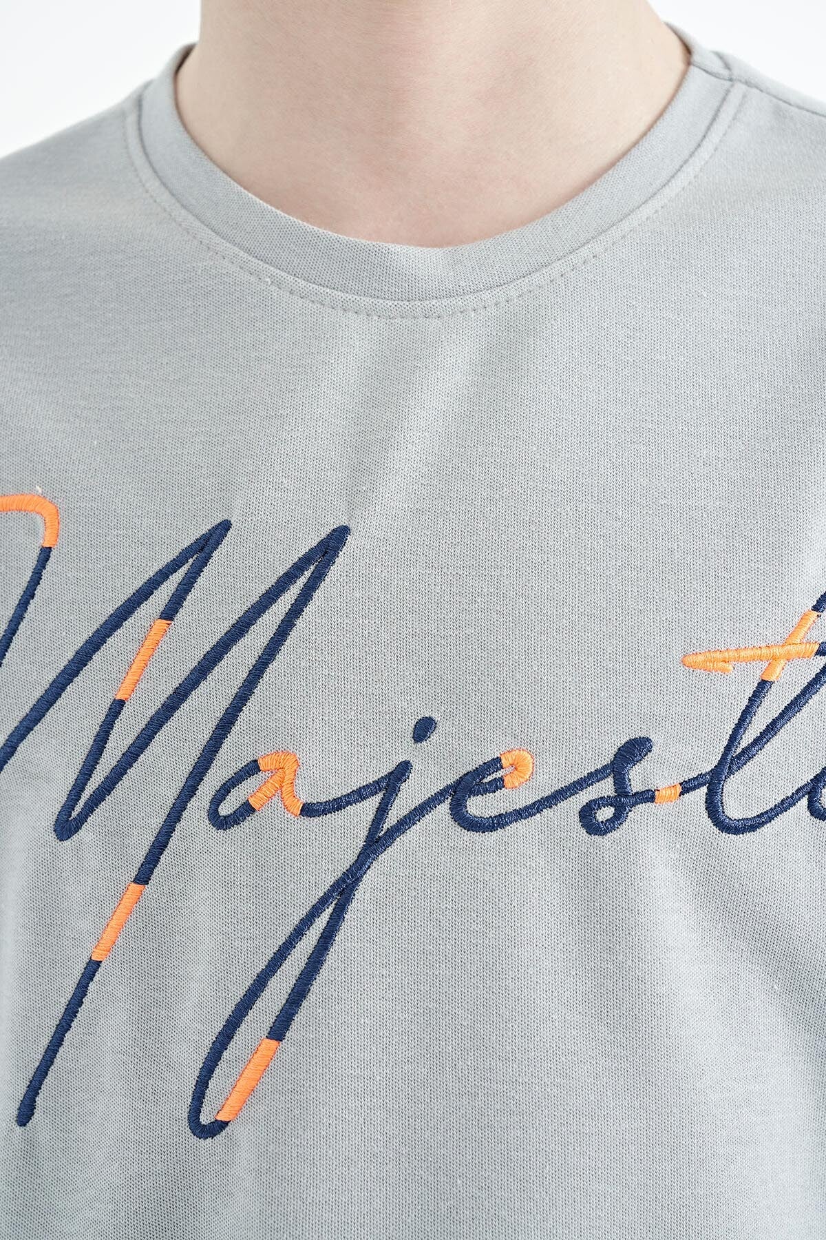 ön yazi nakişli o yaka oversize erkek çocuk t-shirt - 11147 - Justyol