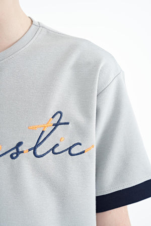 ön yazi nakişli o yaka oversize erkek çocuk t-shirt - 11147 - Justyol