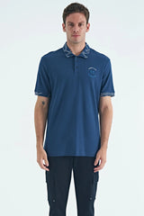 yazi nakişli baski detayli standart kalip polo yaka erkek t-shirt - 88239 - Justyol
