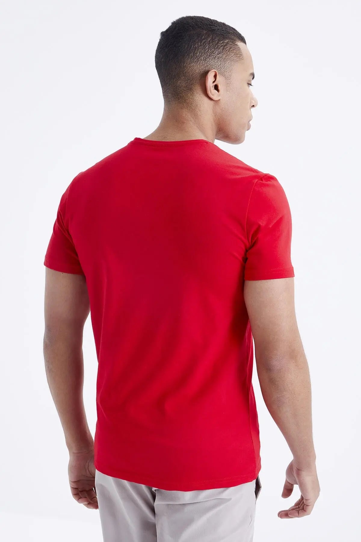 basic kisa kol standart kalip v yaka erkek t-shirt - 87912 - Justyol