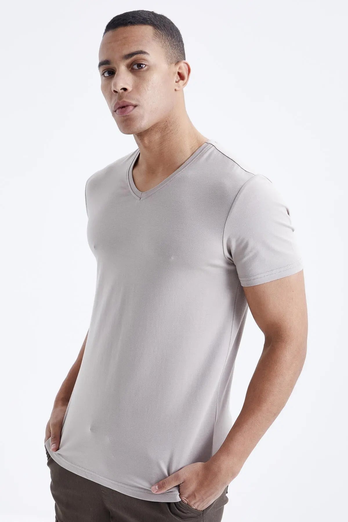 basic kisa kol standart kalip v yaka erkek t-shirt - 87912 - Justyol