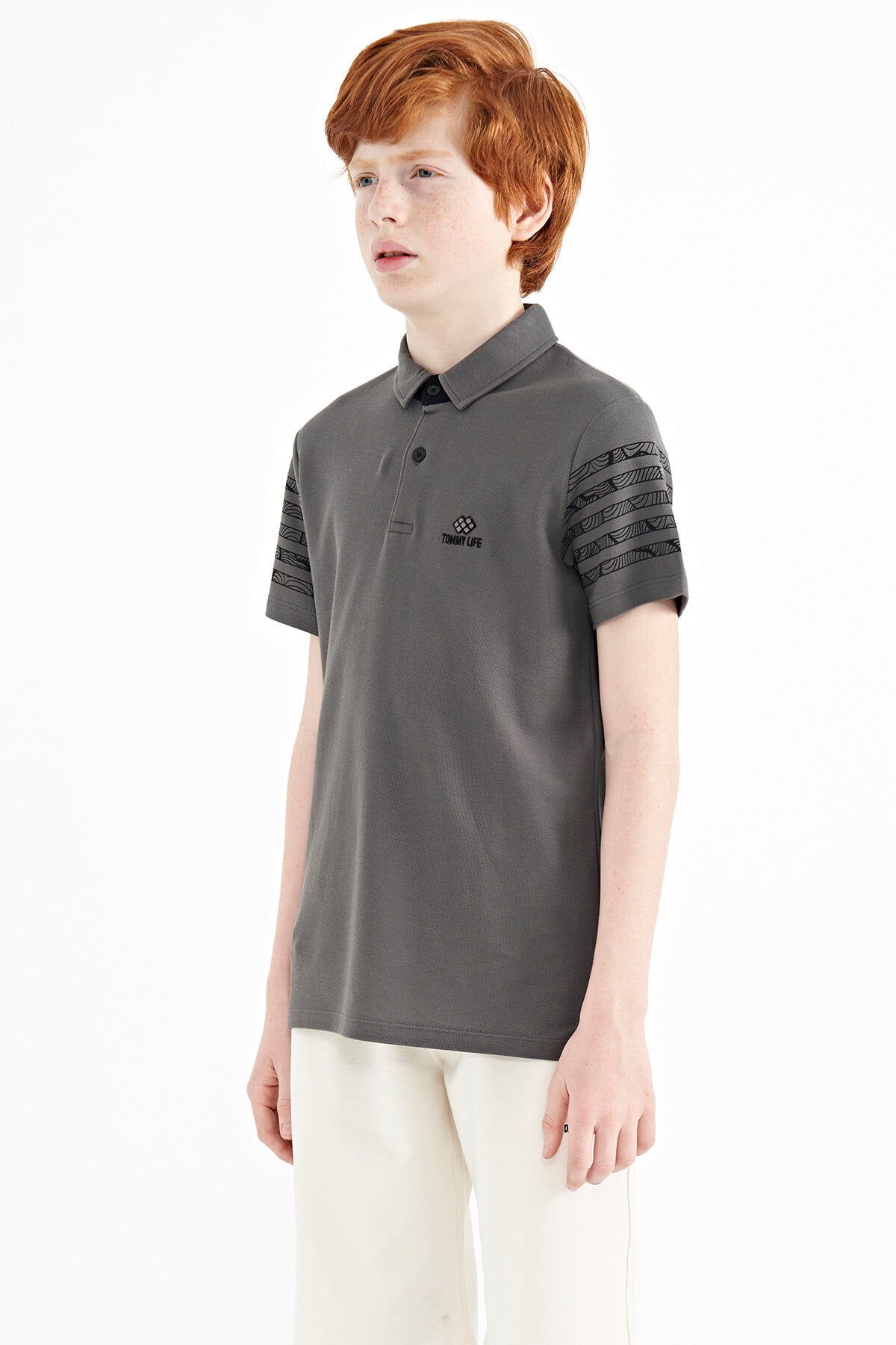 kol baski detayli standart kalip polo yaka erkek çocuk t-shirt - 11093 - Justyol