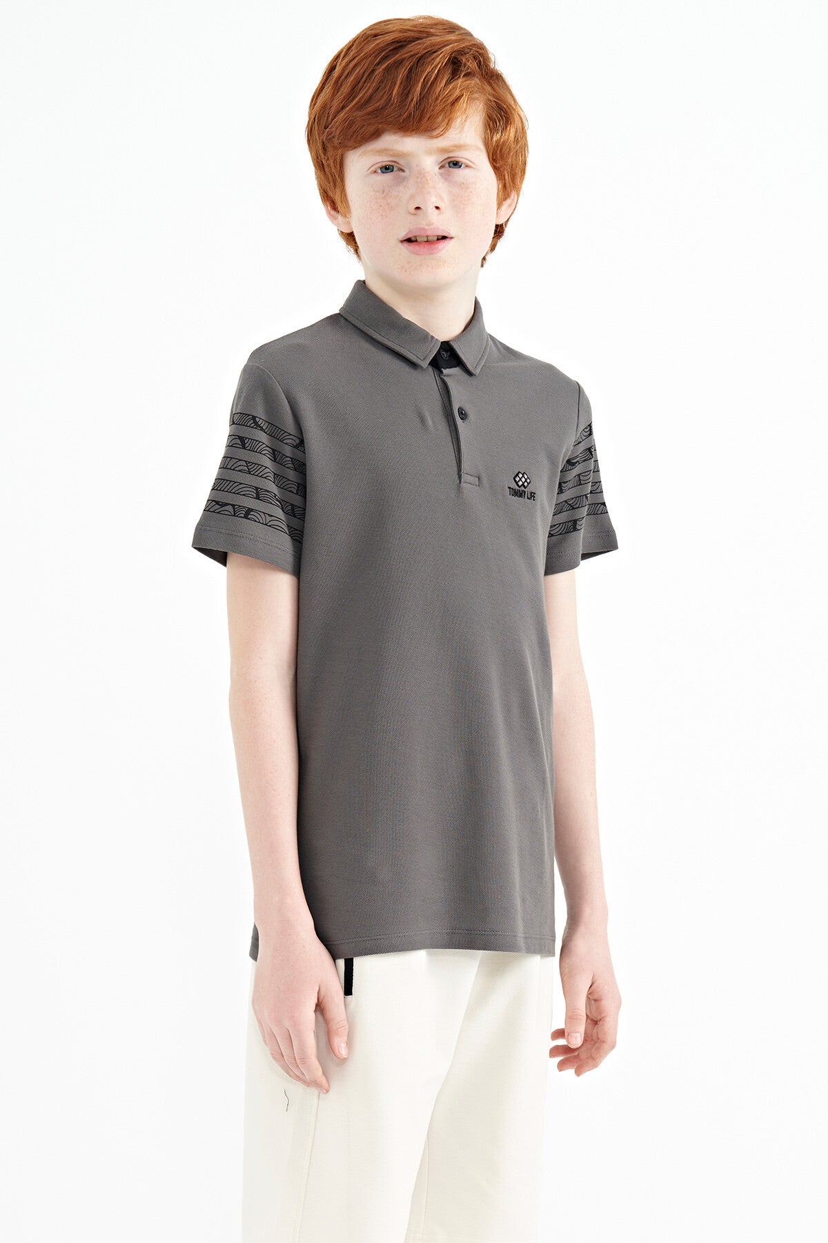 kol baski detayli standart kalip polo yaka erkek çocuk t-shirt - 11093 - Justyol