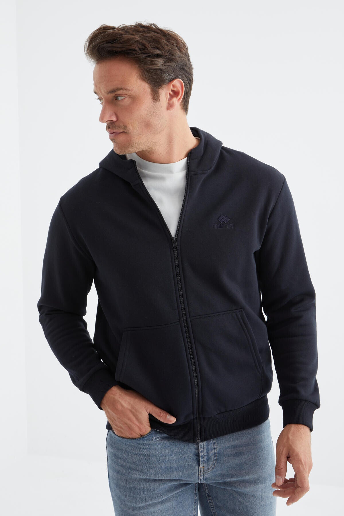 basic kapüşonlu rahat form nakiş detayli fermuarli erkek sweatshirt - 88035 - Justyol