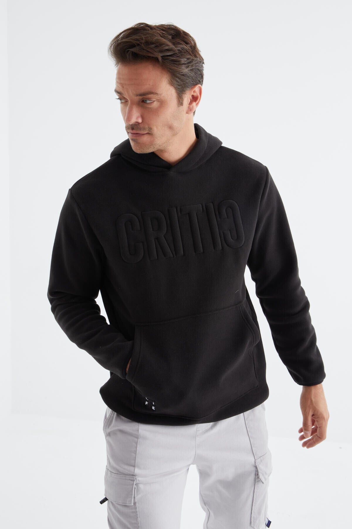 yazi nakişli kanguru cepli kapüşonlu standart kalip erkek polar sweatshirt - 88156 - Justyol