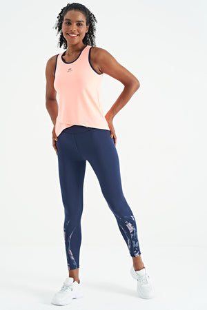 logo baskili biye şeritli standart kalip kadin spor atlet - 97255 TOMMYLIFE