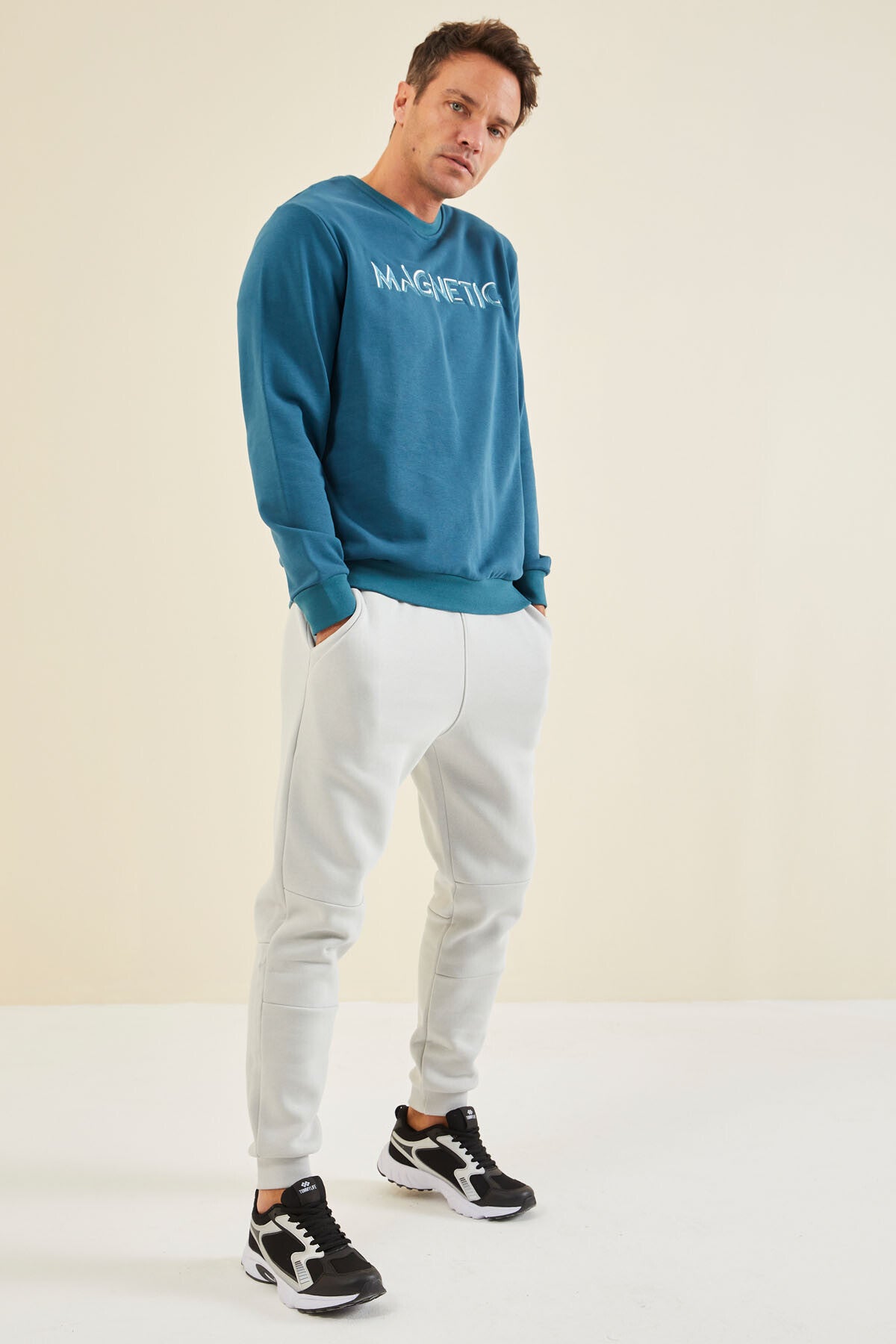 yazi nakişli o yaka rahat form erkek sweatshirt - 88020 - Justyol