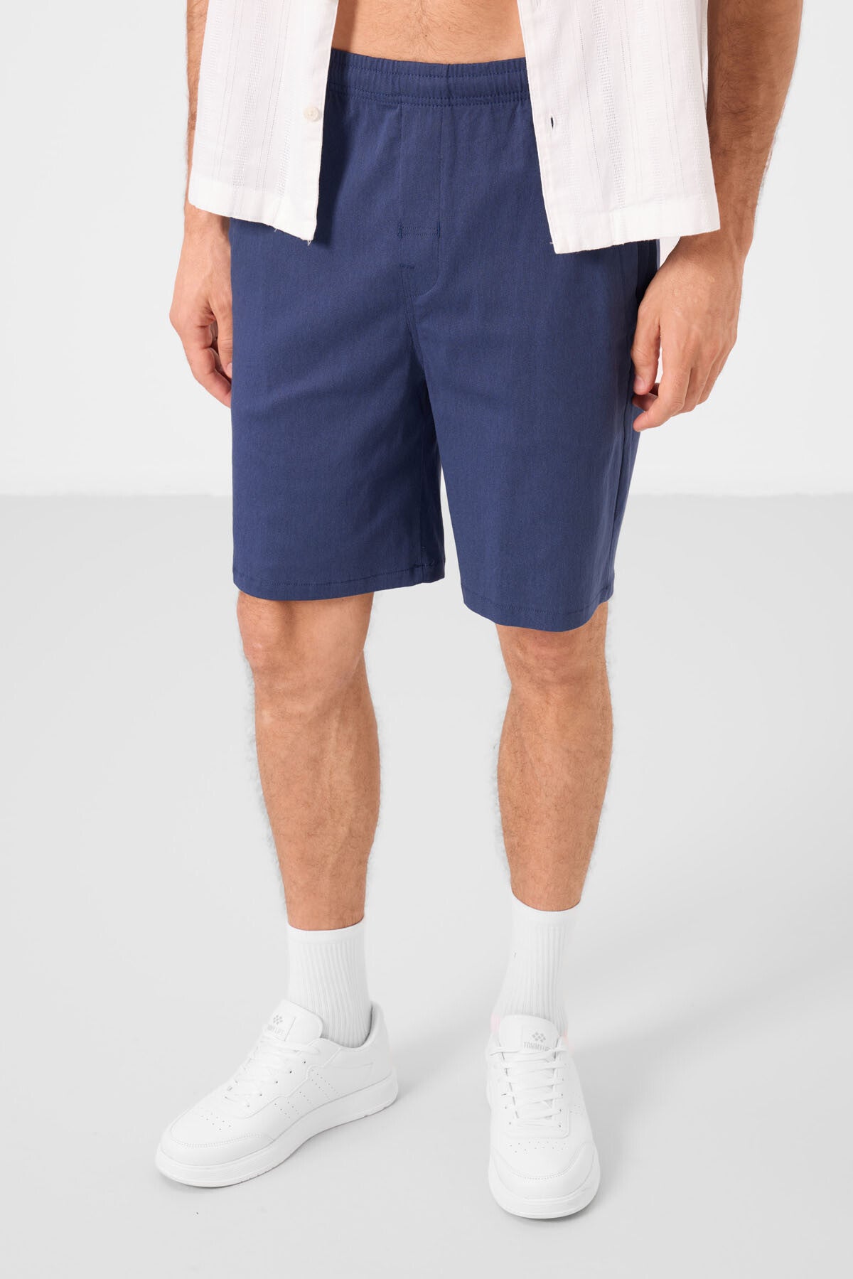 standart fit dokuma hafif esnek chino erkek şort - 81292 - Justyol