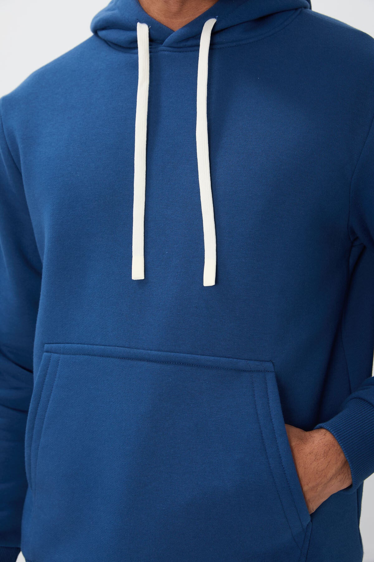 pamuklu kalin içi tüylü yumuşak dokulu comfort fit nakişli erkek sweatshirt - 88419 - Justyol