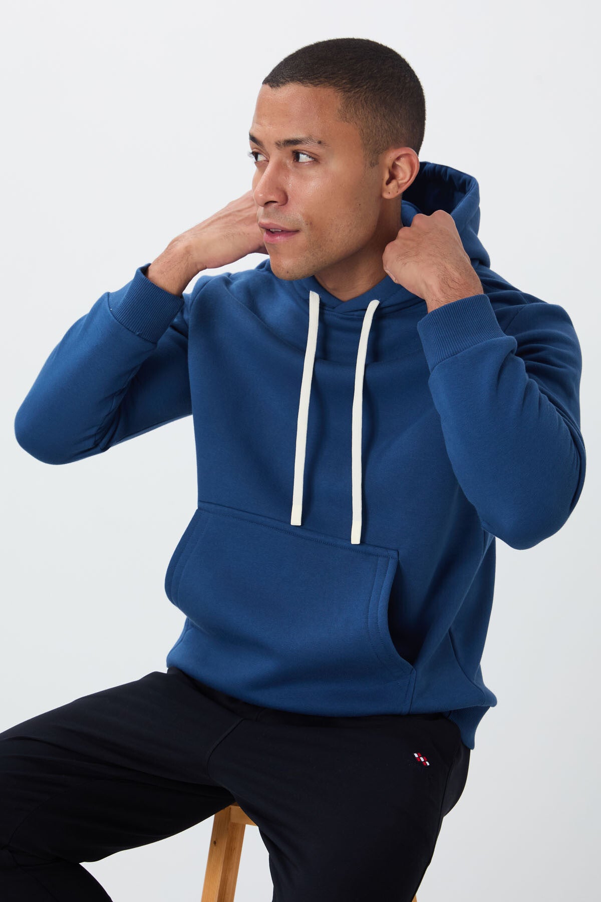 pamuklu kalin içi tüylü yumuşak dokulu comfort fit nakişli erkek sweatshirt - 88419 - Justyol