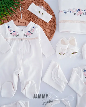 row flower embroidery 11 piece hospital exit set - Justyol
