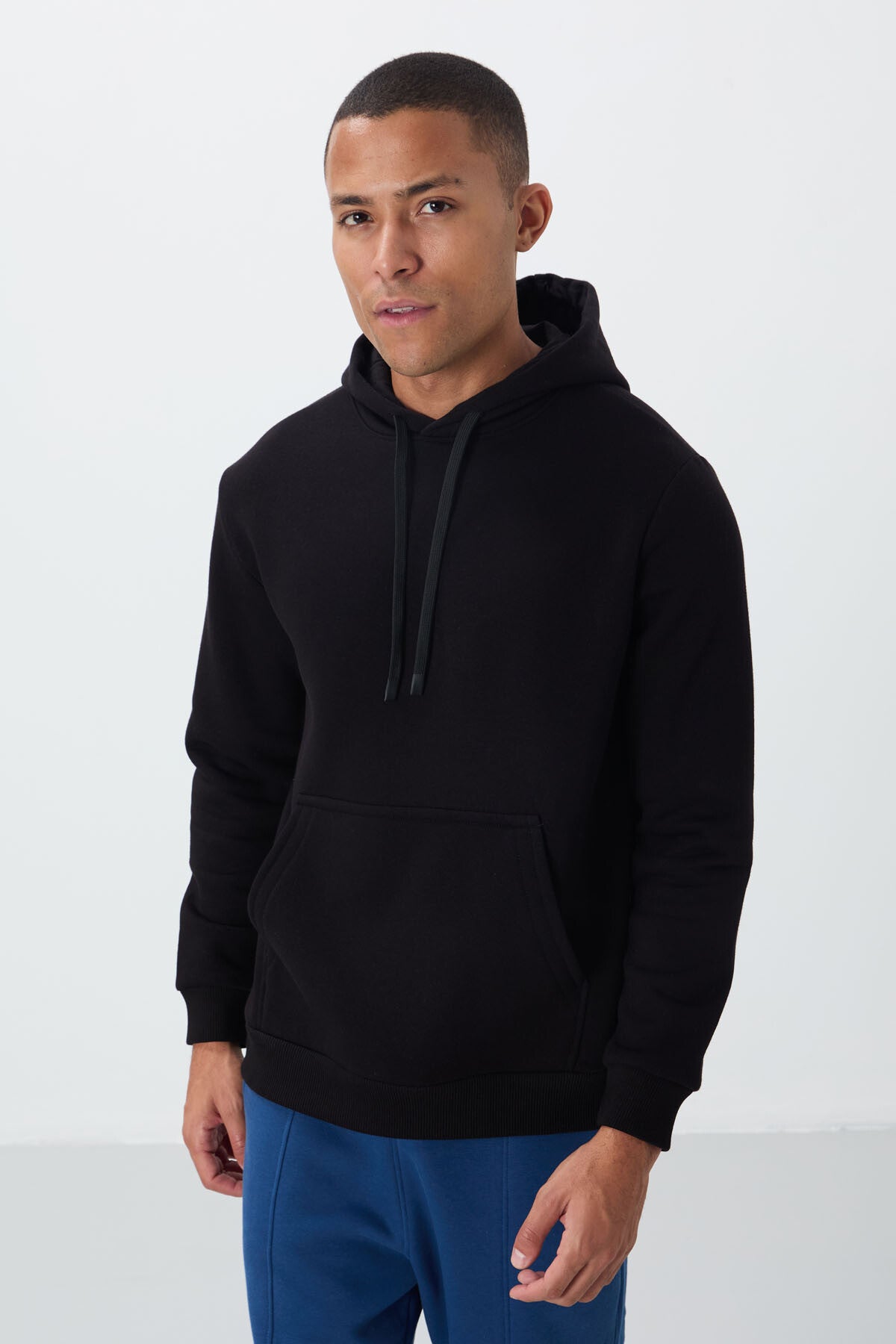 pamuklu kalin içi tüylü yumuşak dokulu comfort fit nakişli erkek sweatshirt - 88419 - Justyol