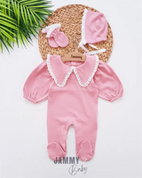 triangle collar scallop detailed hat jumpsuit set - Justyol