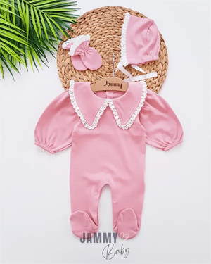 triangle collar scallop detailed hat jumpsuit set - Justyol