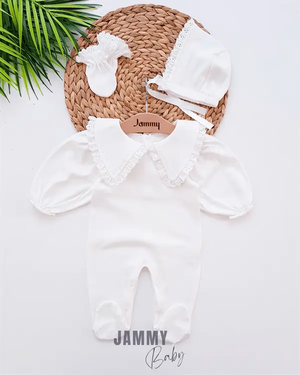 triangle collar scallop detailed hat jumpsuit set - Justyol